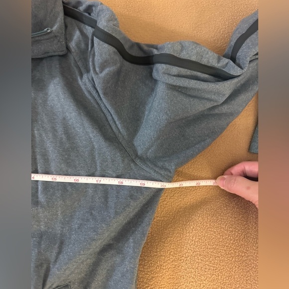 Lululemon Kung Fu Jacket - Picture 11 of 12